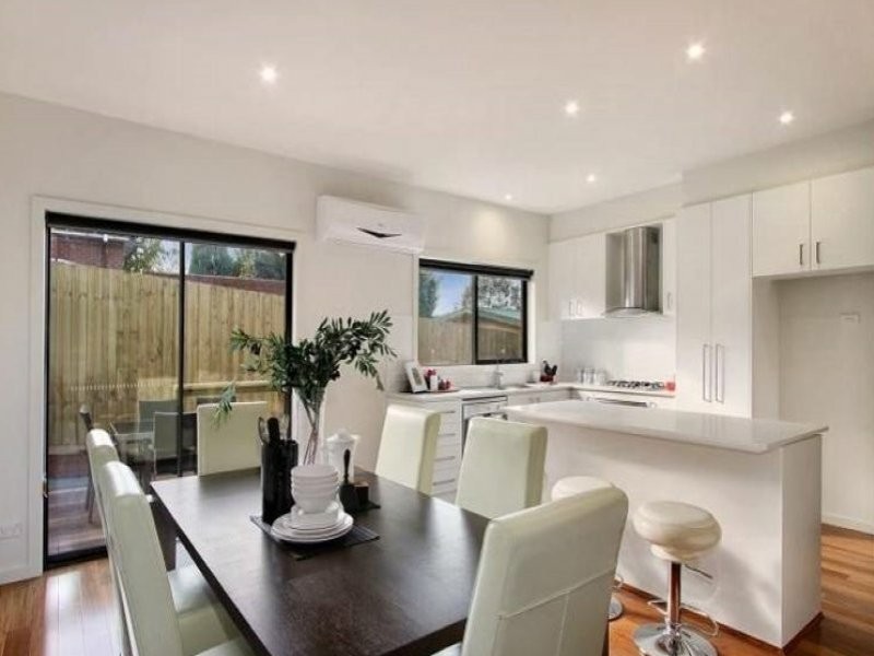 2/6 Ivon Street, Bayswater North VIC 3153