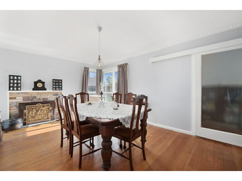 5 Sunray Court, Croydon VIC 3136