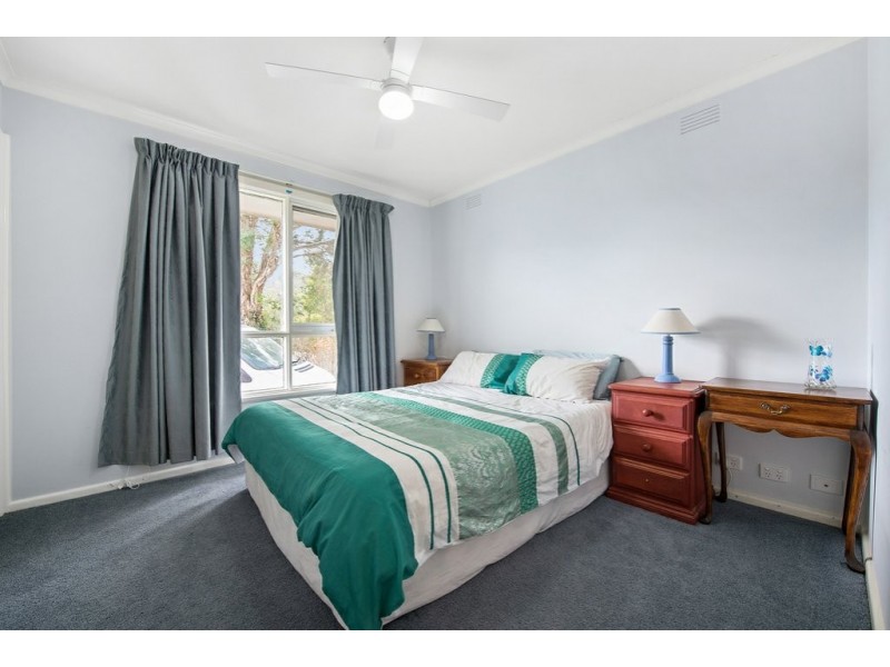 5 Sunray Court, Croydon VIC 3136