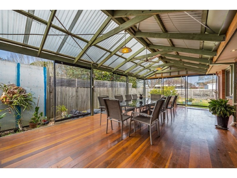 5 Sunray Court, Croydon VIC 3136