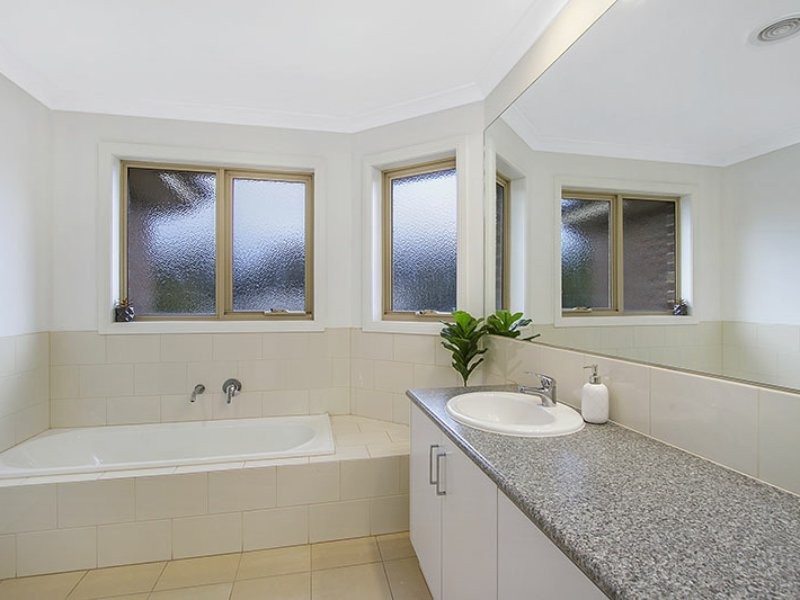 5/4-6 Cambridge Road, Mooroolbark VIC 3138