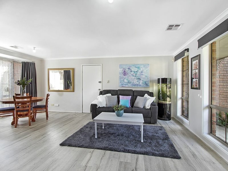 2 Rendcomb Street, Kilsyth South VIC 3137