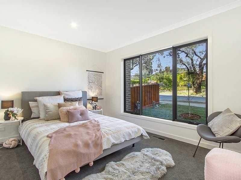 4 Hylton Crescent, Forest Hill VIC 3131