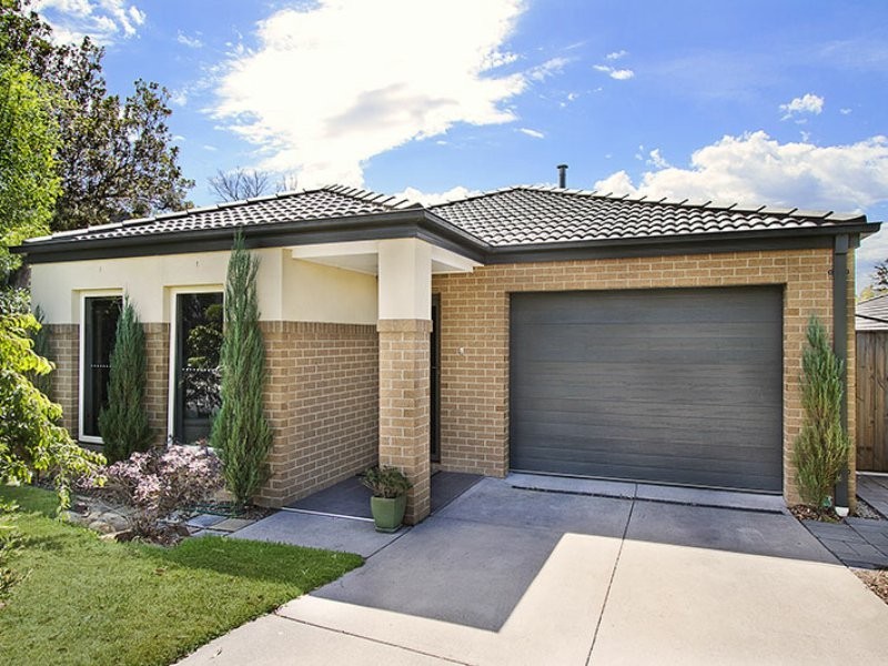 1 Tanika Circuit, Croydon VIC 3136
