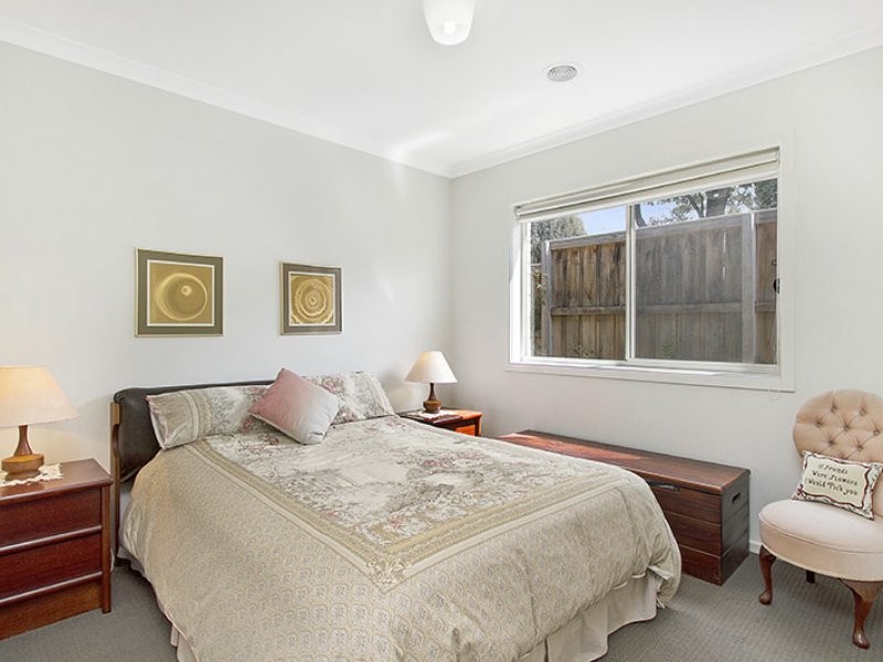 1 Tanika Circuit, Croydon VIC 3136