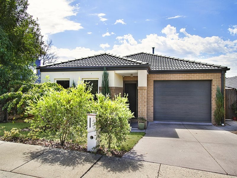 1 Tanika Circuit, Croydon VIC 3136