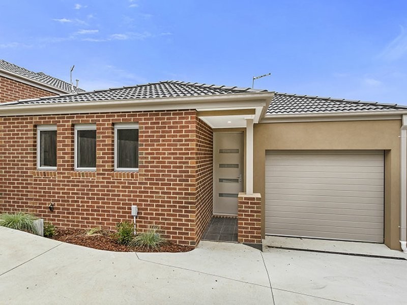 2 Tools Close, Kilsyth VIC 3137