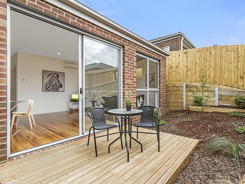 2 Tools Close, Kilsyth VIC 3137