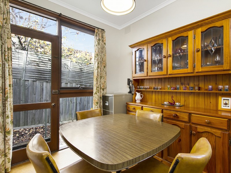 2/968 Riversdale Road, Surrey Hills VIC 3127