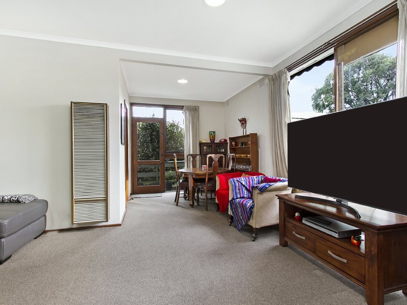 2/968 Riversdale Road, Surrey Hills VIC 3127
