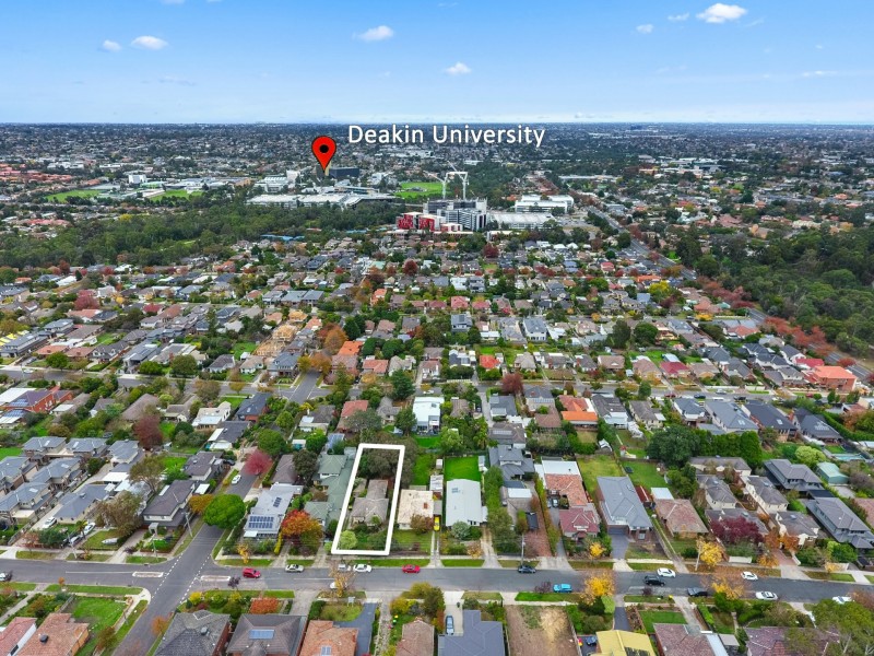 24 Hamel Street, Box Hill South VIC 3128