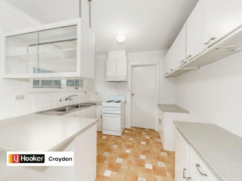 8 Haering Road, Boronia VIC 3155