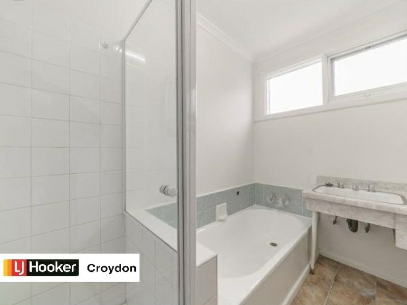 8 Haering Road, Boronia VIC 3155