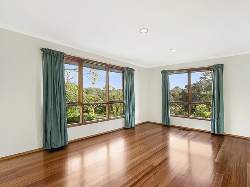 17 Wells Avenue, Boronia VIC 3155