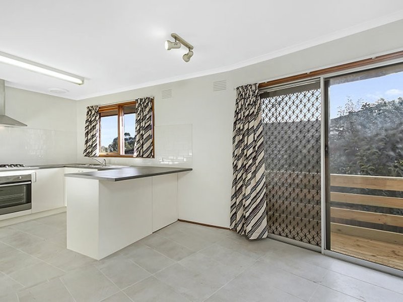 17 Wells Avenue, Boronia VIC 3155