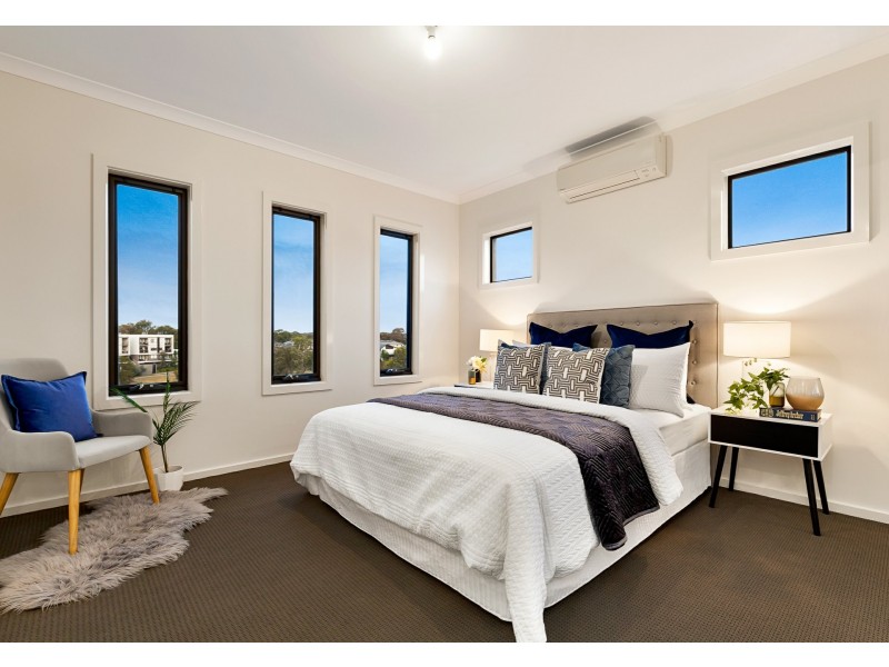 19 Linacre Drive, Bundoora VIC 3083