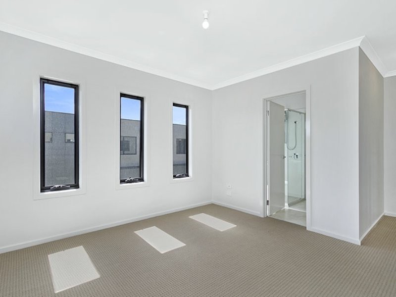 31 Linacre Drive, Bundoora VIC 3083