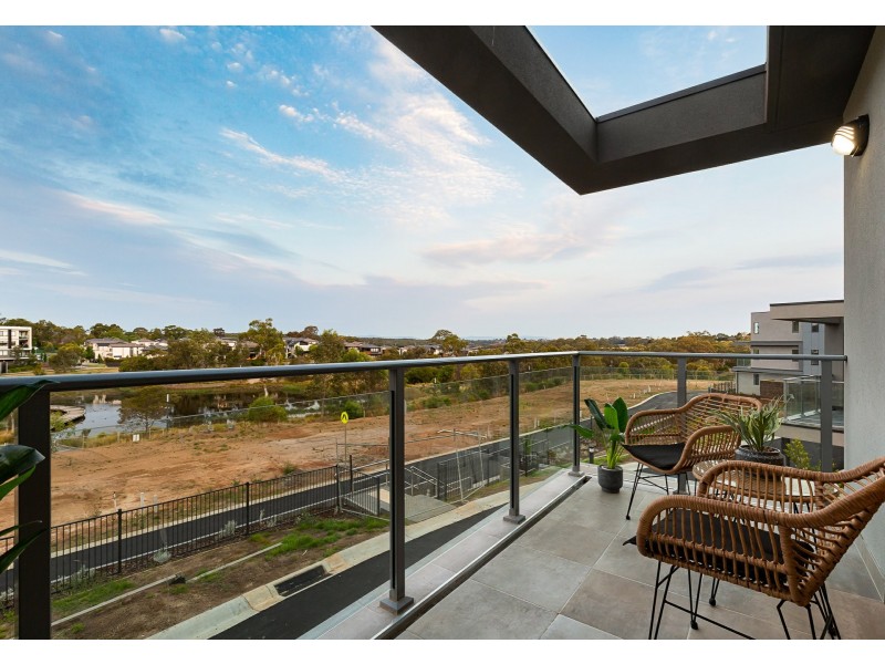 15 Linacre Drive, Bundoora VIC 3083