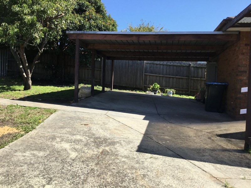 15 Singleton Drive, Endeavour Hills VIC 3802