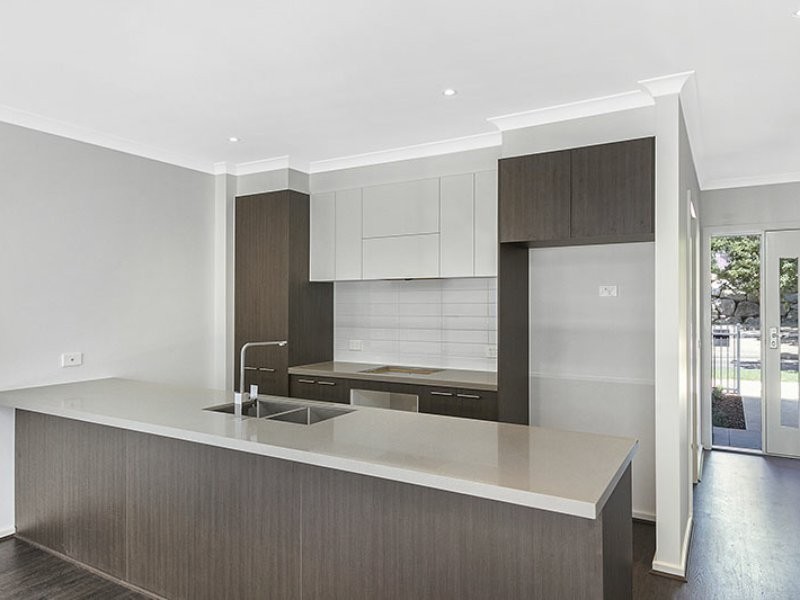 33 Linacre Drive, Bundoora VIC 3083