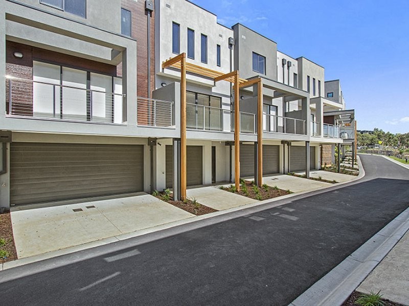 33 Linacre Drive, Bundoora VIC 3083