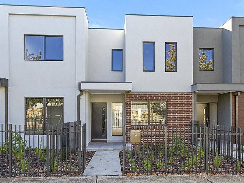 35 Linacre Drive, Bundoora VIC 3083