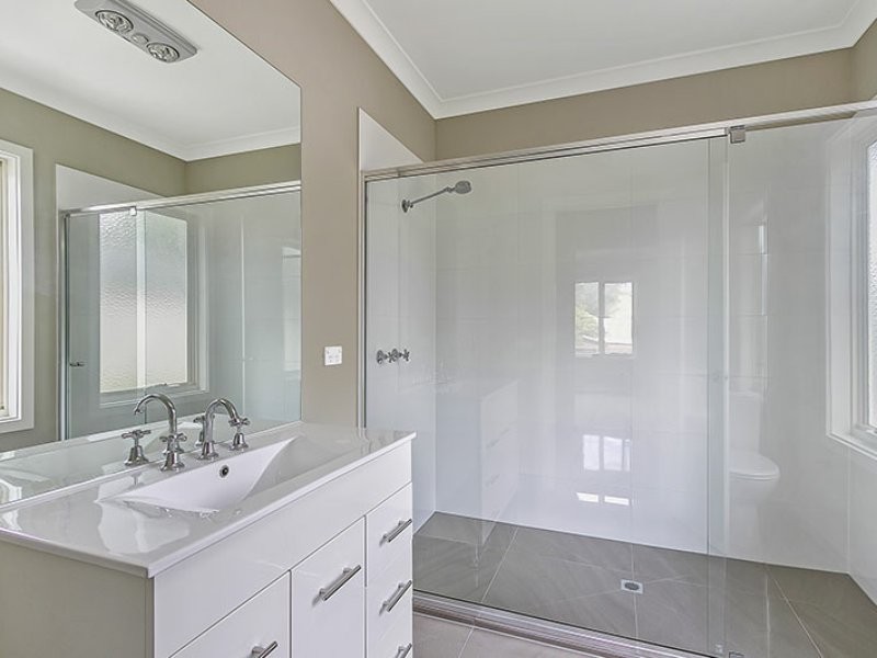 11 Rawlinson Street, Croydon VIC 3136