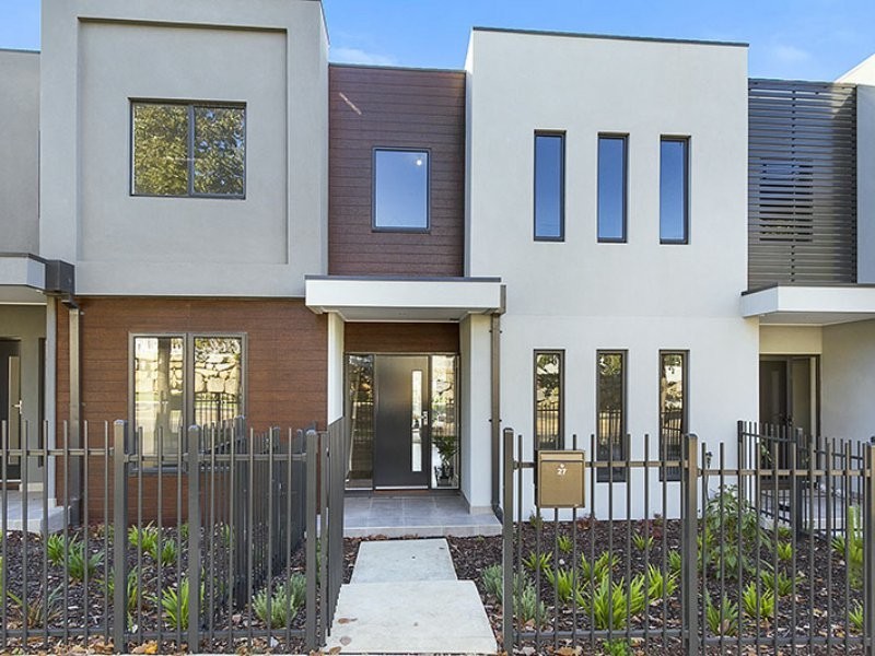 27 Linacre Drive, Bundoora VIC 3083