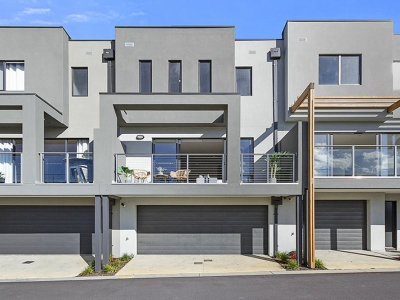 27 Linacre Drive, Bundoora VIC 3083