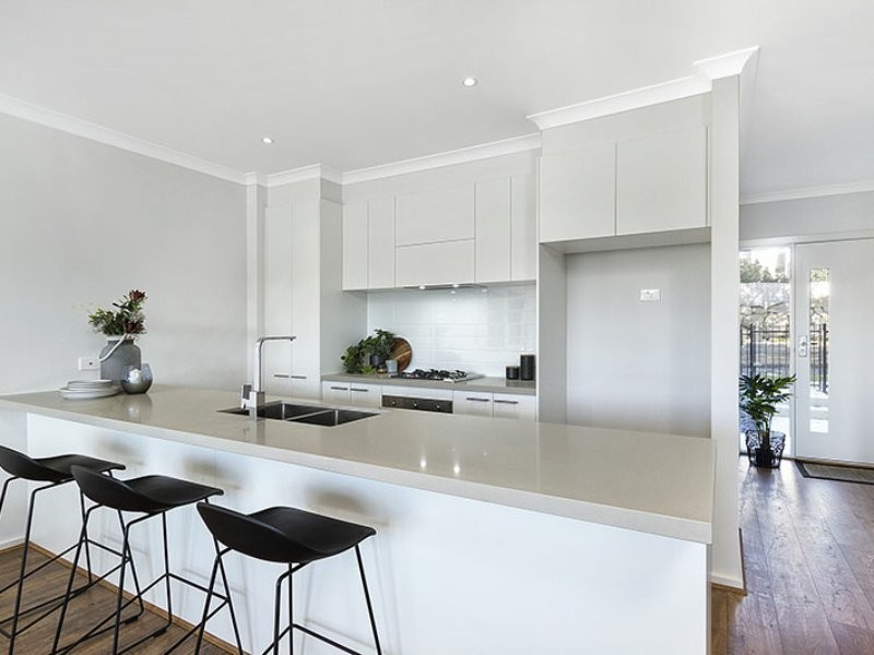 27 Linacre Drive, Bundoora VIC 3083