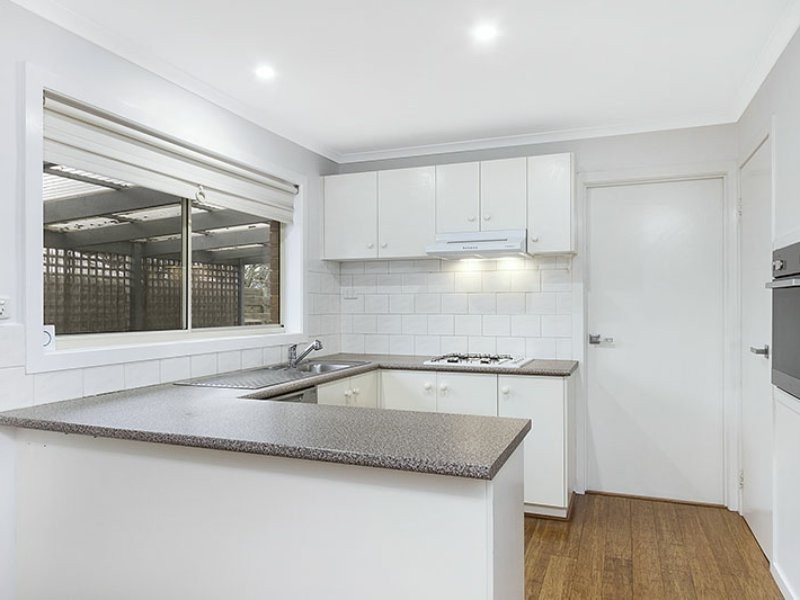 8 Joyce Court, Bayswater North VIC 3153