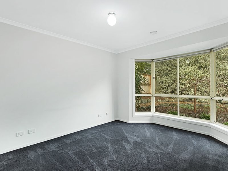 8 Joyce Court, Bayswater North VIC 3153
