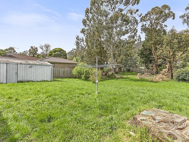 25 Aileen Avenue, Montrose VIC 3765
