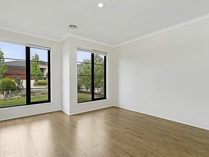 4 Rappold Court, Croydon VIC 3136