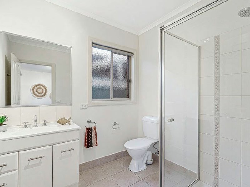 1 Rachael Drive, Mooroolbark VIC 3138