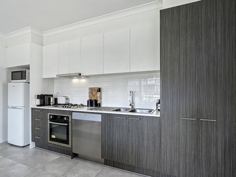 16 Lithgow Way, Mooroolbark VIC 3138