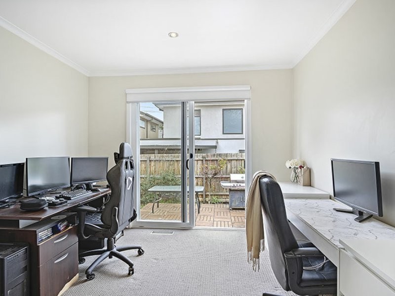 23 Durham Road, Kilsyth VIC 3137