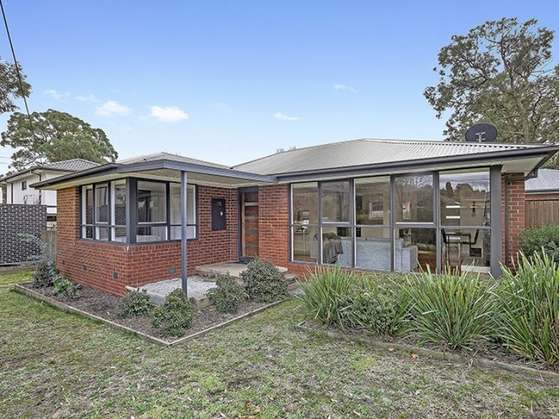 23 Durham Road, Kilsyth VIC 3137