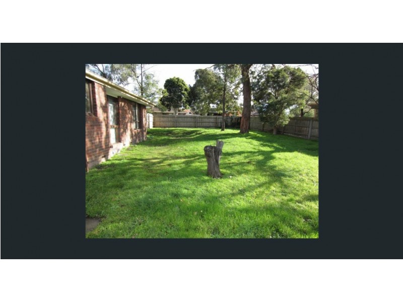 122 Berrabri Drive, Scoresby VIC 3179