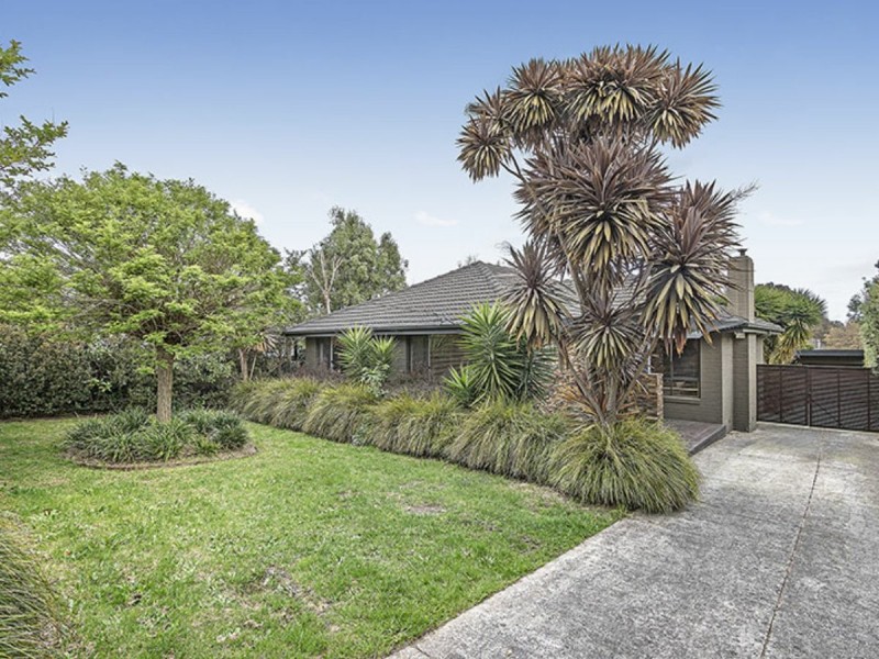 40 Fortuna Avenue, Croydon VIC 3136