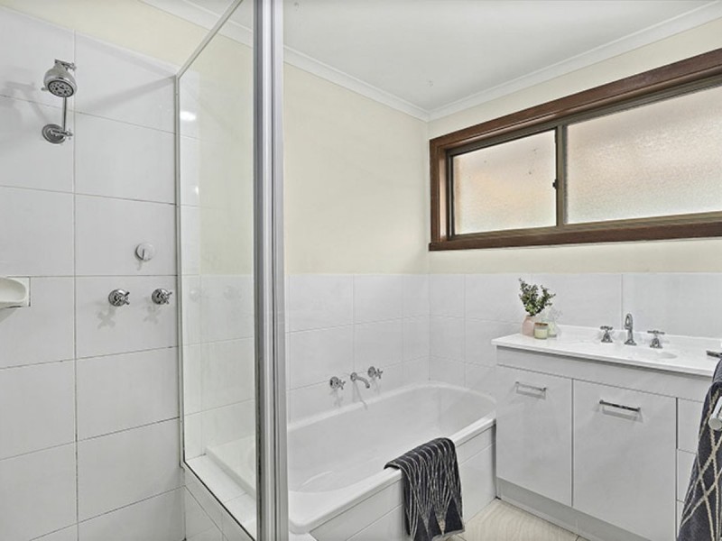 4/31 Leigh Road, Croydon VIC 3136