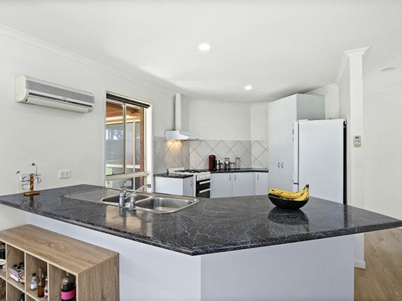 2 Park Lane, Lilydale VIC 3140