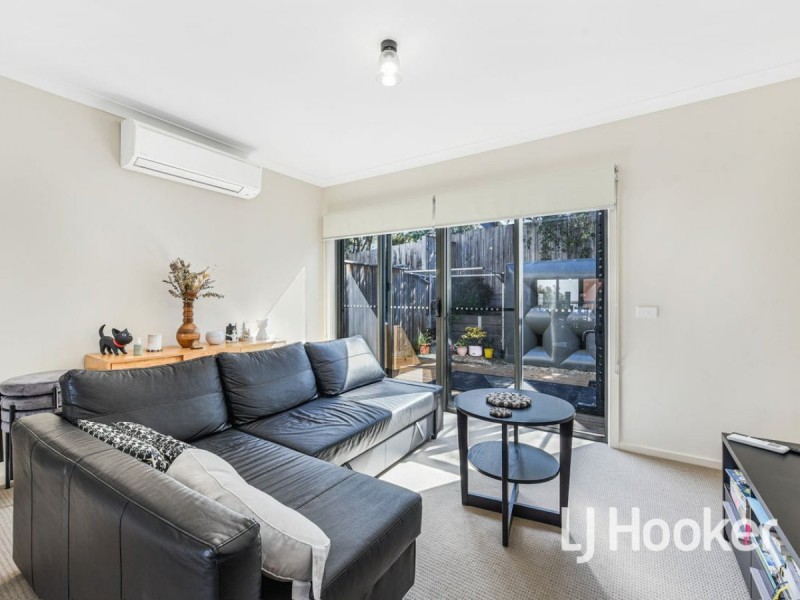 12 Yellow Gum Crescent, Mooroolbark VIC 3138