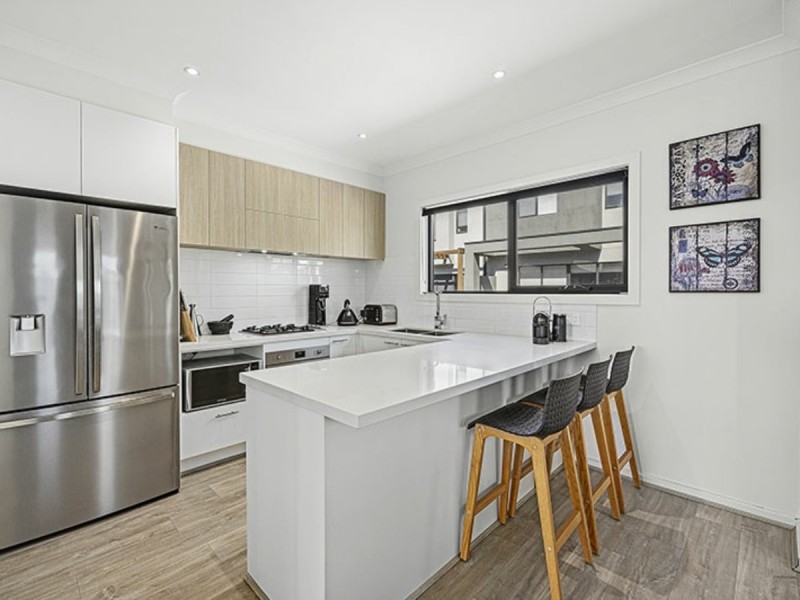69 Weir Loop, Bundoora VIC 3083