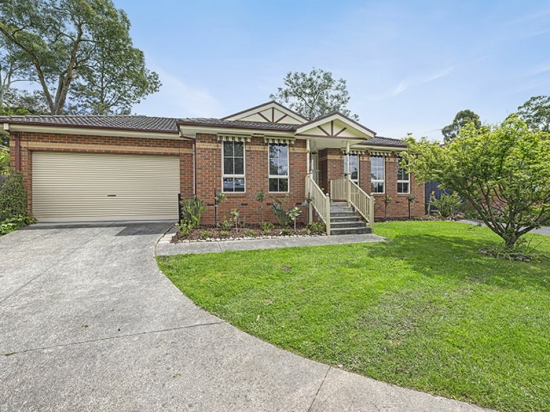 4/17 Ruskin Avenue, Croydon VIC 3136