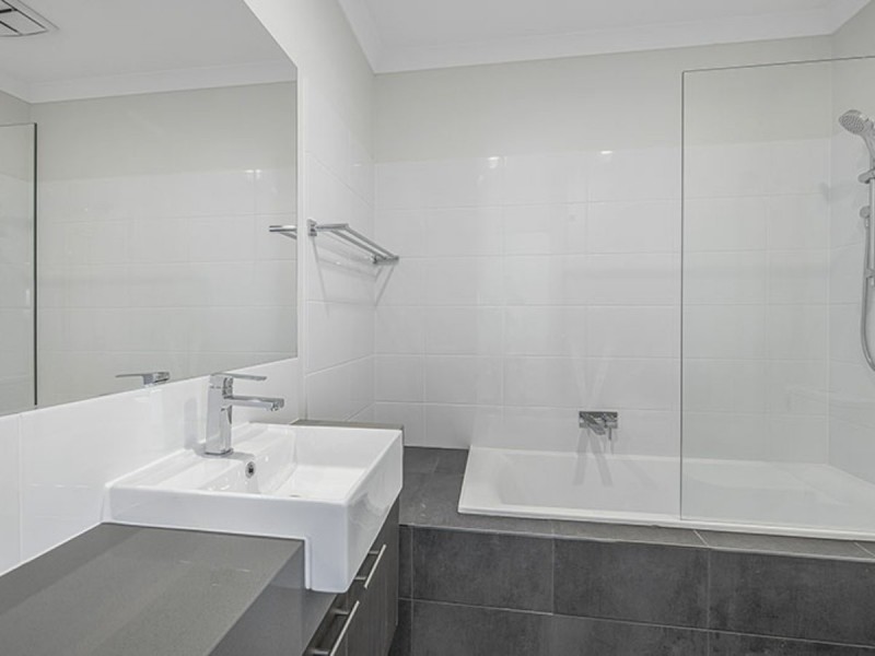 33 Weir Loop, Bundoora VIC 3083