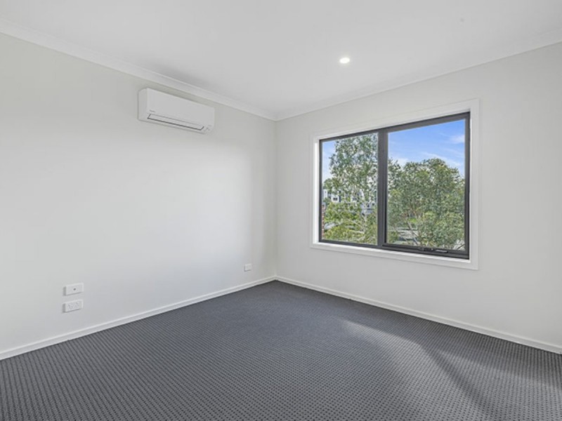 33 Weir Loop, Bundoora VIC 3083