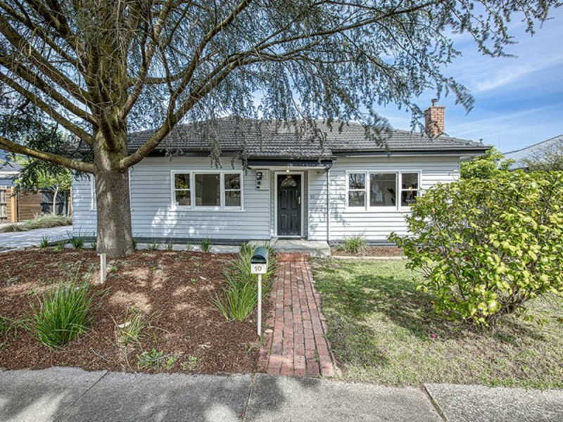 10 Mimosa Avenue, Kilsyth VIC 3137