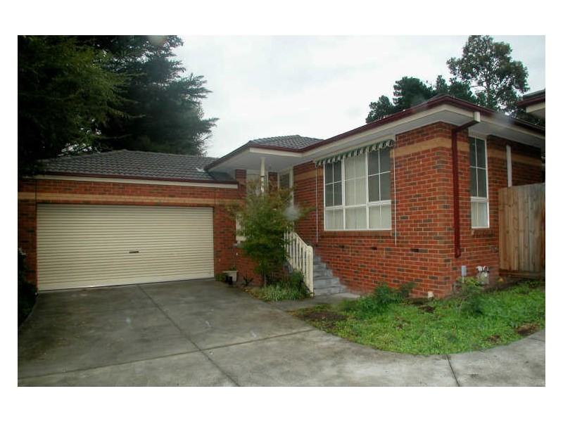 1/17 Ruskin Avenue, Croydon VIC 3136
