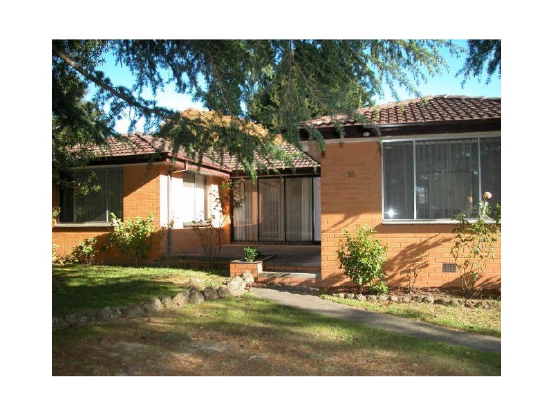 32 Hillview Drive, Kilsyth VIC 3137